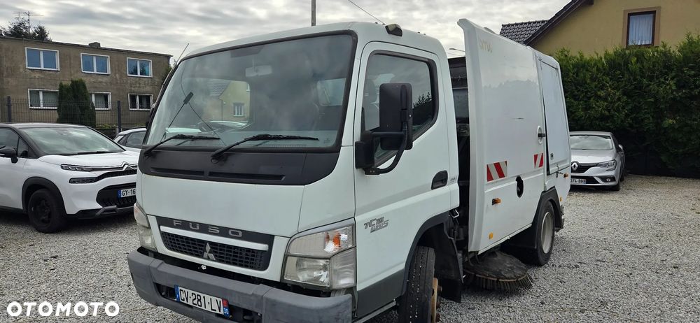 FUSO Canter - 2