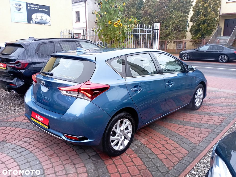 Toyota Auris 2018 photo 4