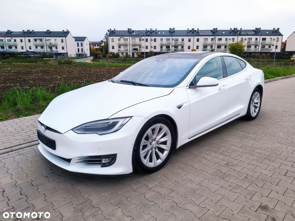 Tesla Model S Long Range Plus - 31