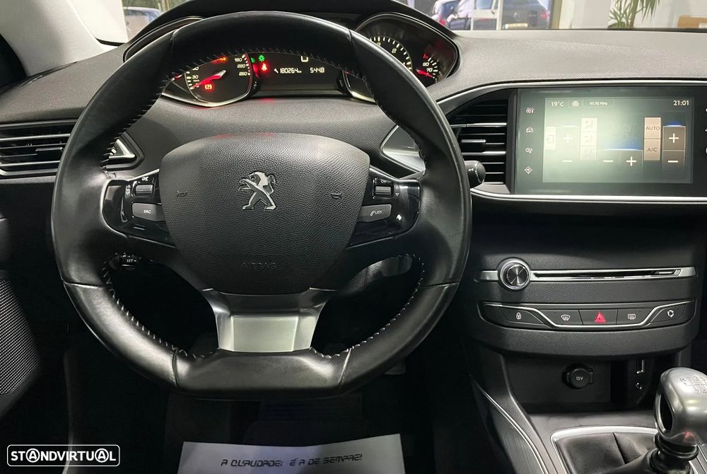 Peugeot 308 SW 1.6 e-HDi Allure J17 - 37