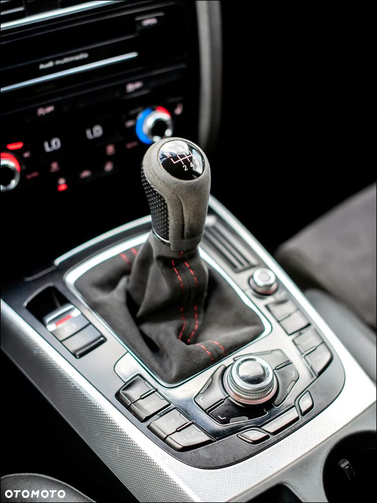 Audi A4 Avant - 25