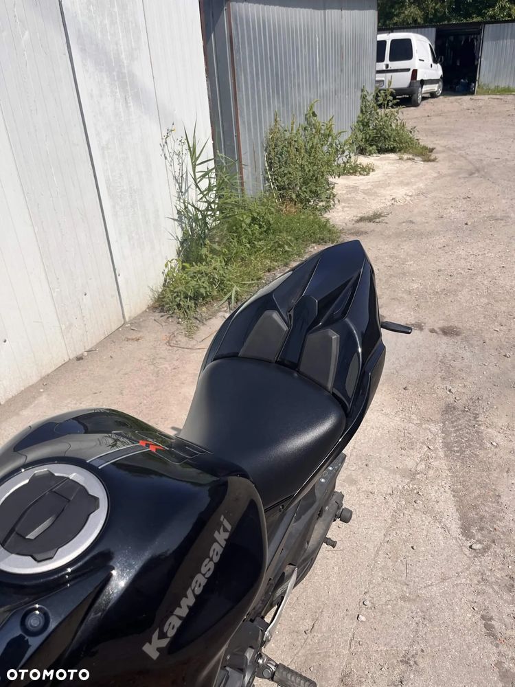 Kawasaki Ninja - 12