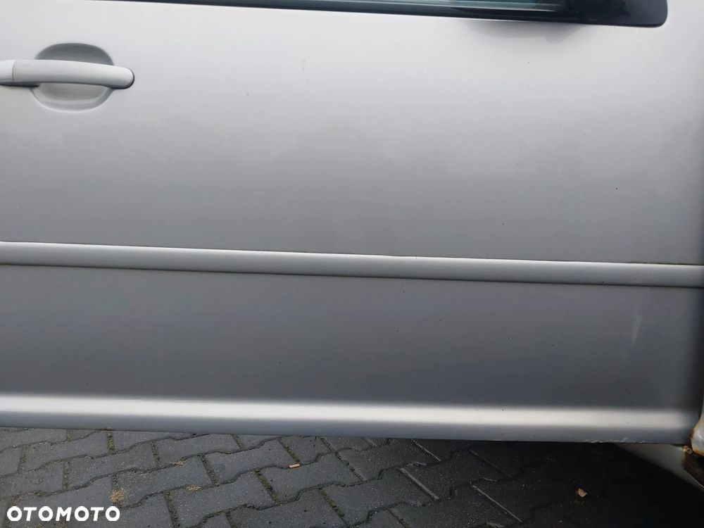 Volkswagen Golf 4 IV GENERATION silnik kompletny 1.9 TDI 90 KM ALH skrzynia biegów sprzęgło pompa wtryskowa paliwa drzwi lewe prawe zderzak maska błotnik klapa lusterko LB7Z turbina maglownica mcperson sanki belka osłona zbiorniczek zamek alufelgi r16 zwrotnica zacisk hamulcowy amortyzator mechanizm szyby serwo pompa pompka panel podszybie lampa tłumik wydech szyba sonda fotel pompka głowica NA CZĘŚCI WSZYSTKIE CZĘŚCI - 19