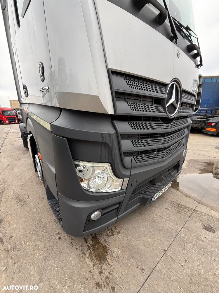 Mercedes-Benz Actros 1842 - 17