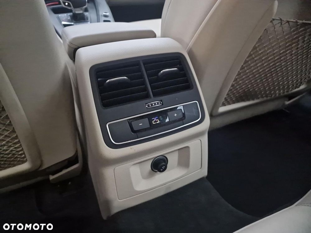 Audi A4 Allroad - 23