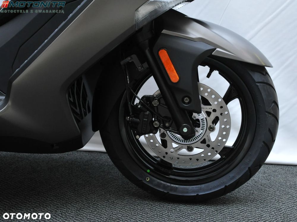 Kymco Downtown - 10