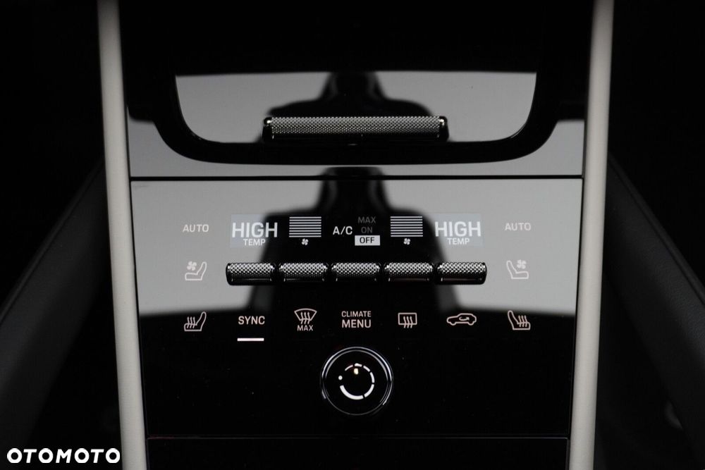 Porsche Cayenne S - 23