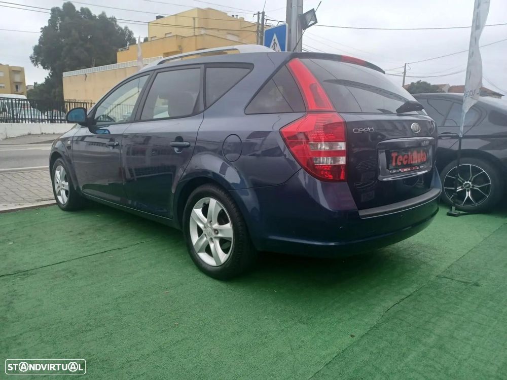 Kia Ceed SW 1.4 CVVT EX ISG - 11
