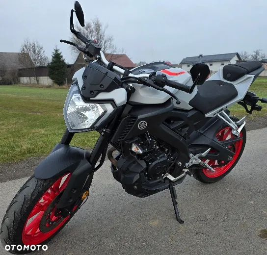 Yamaha MT - 2