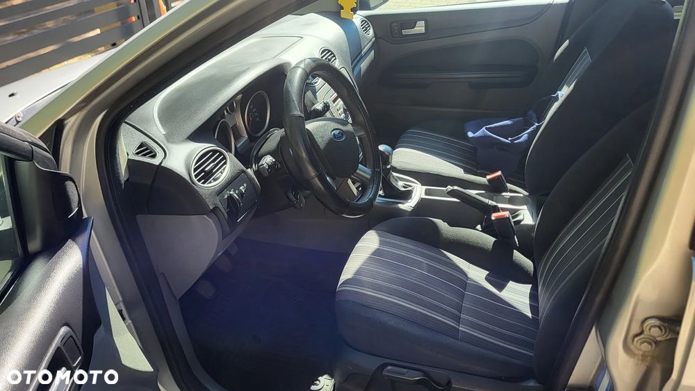 Ford Focus 1.8 TDCi Silver X - 8