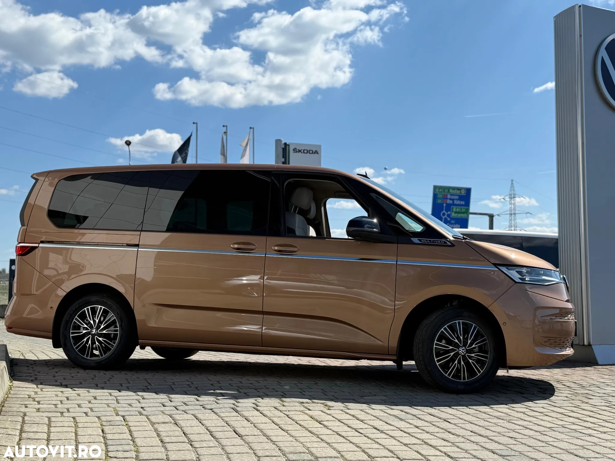 Volkswagen Multivan L 2.0 TDI DSG 110KW Style - 4