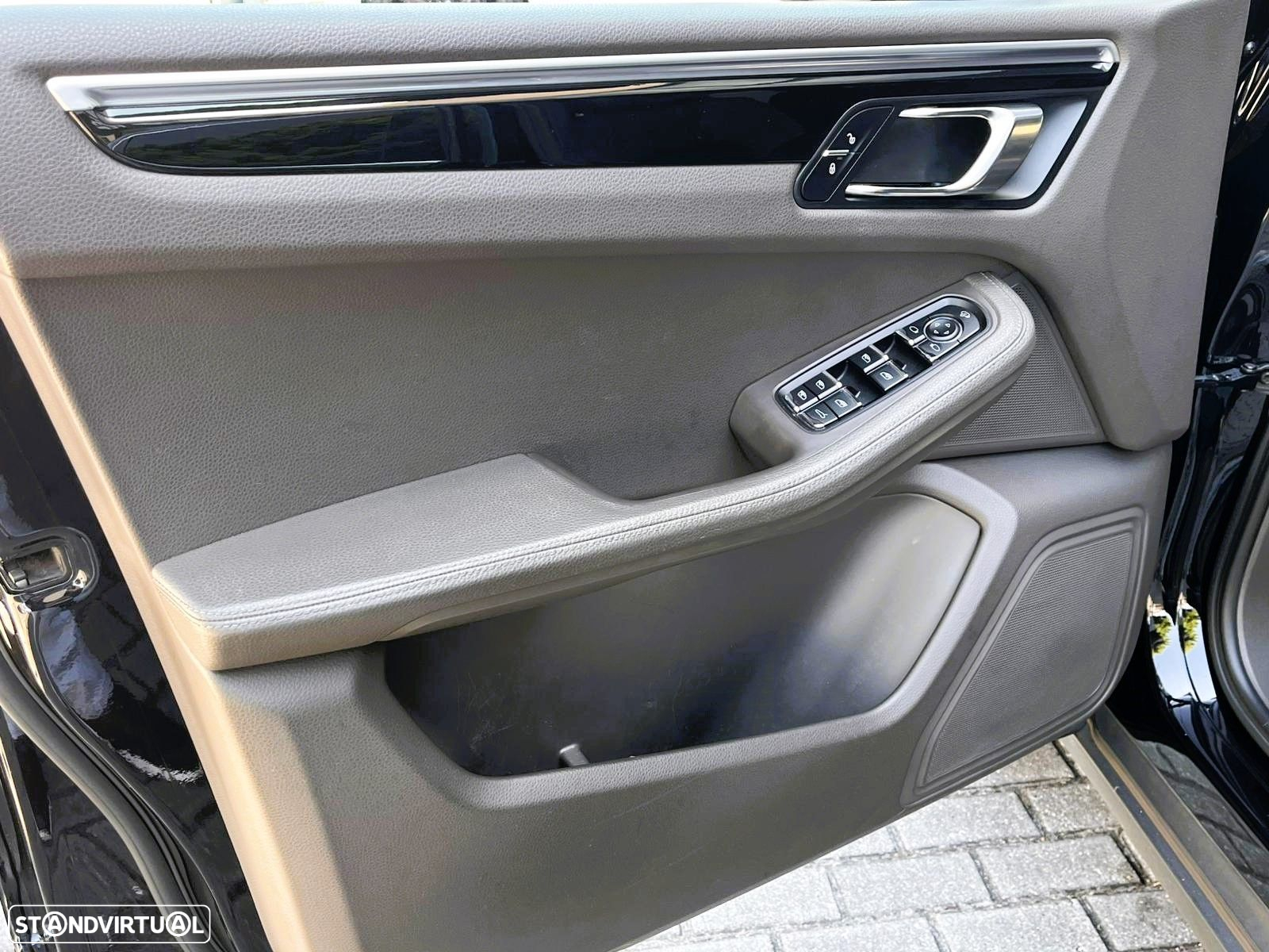 Porsche Macan S - 45