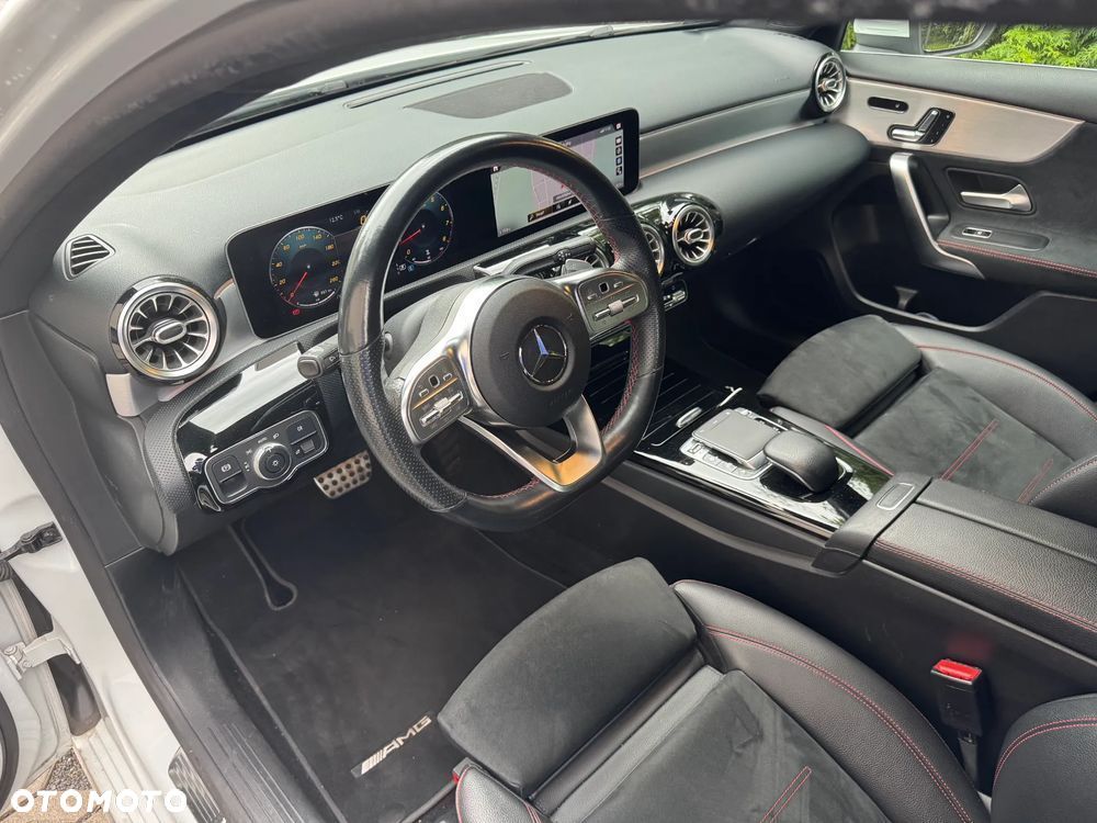 Mercedes-Benz Klasa A 180 AMG Line 7G-DCT - 9