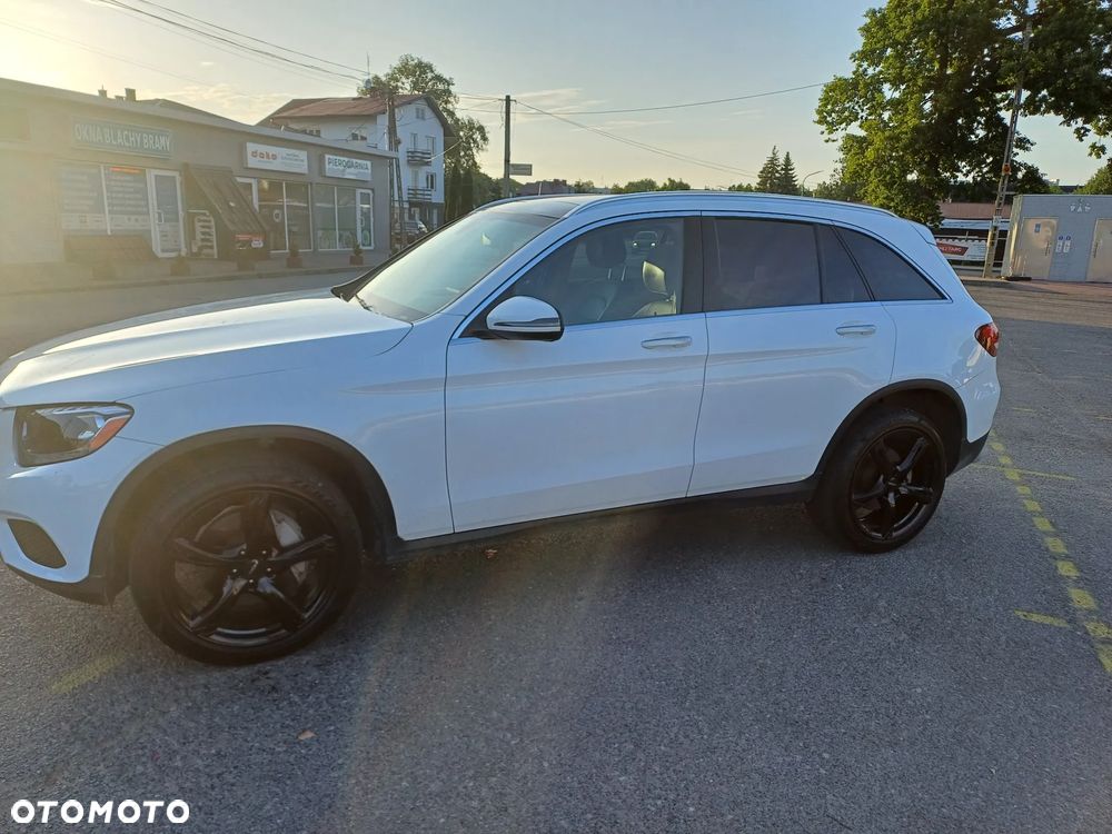 Mercedes-Benz GLC 300 4-Matic - 2