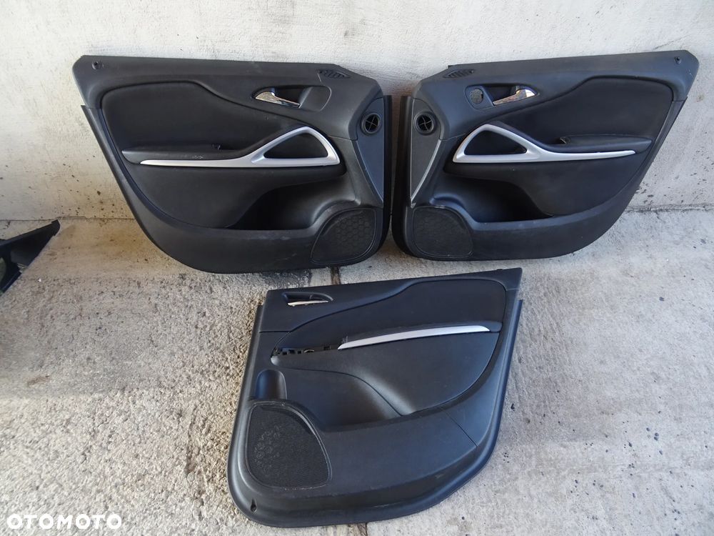 OPEL ZAFIRA C TOURER BOCZKI DRZWI BOCZEK PRAWY LEWY PRZÓD TYŁ