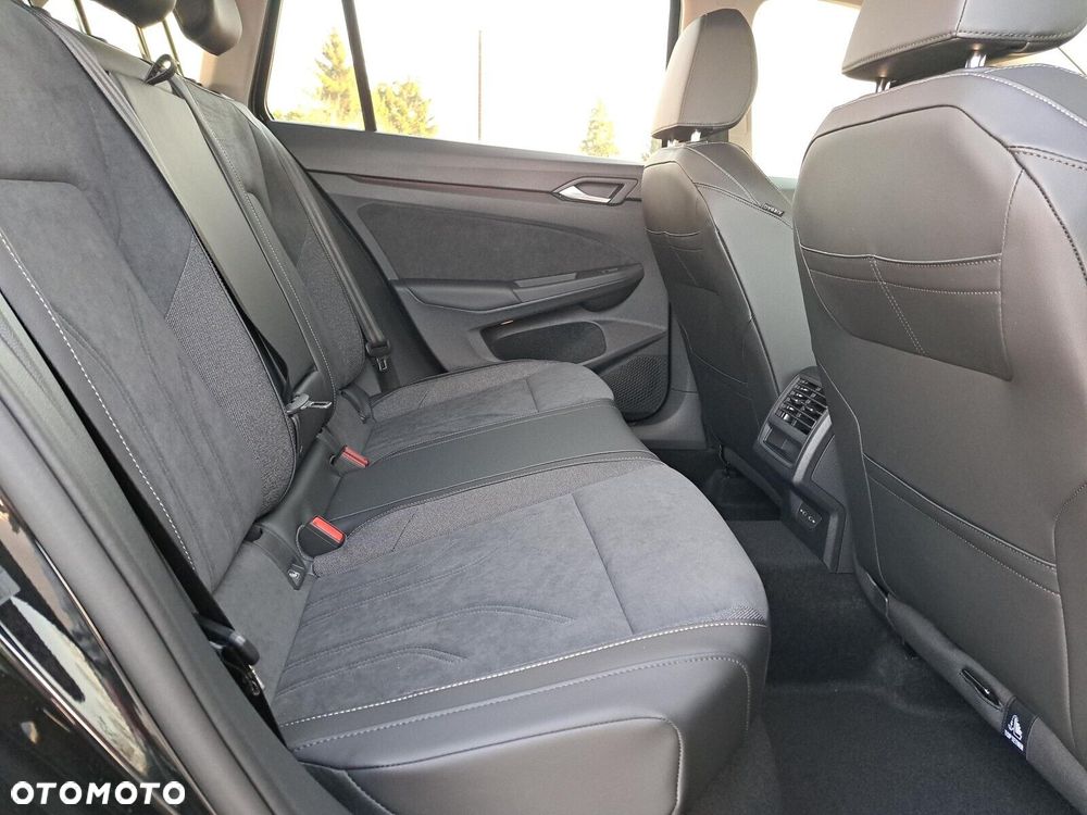 Volkswagen Golf Variant - 21