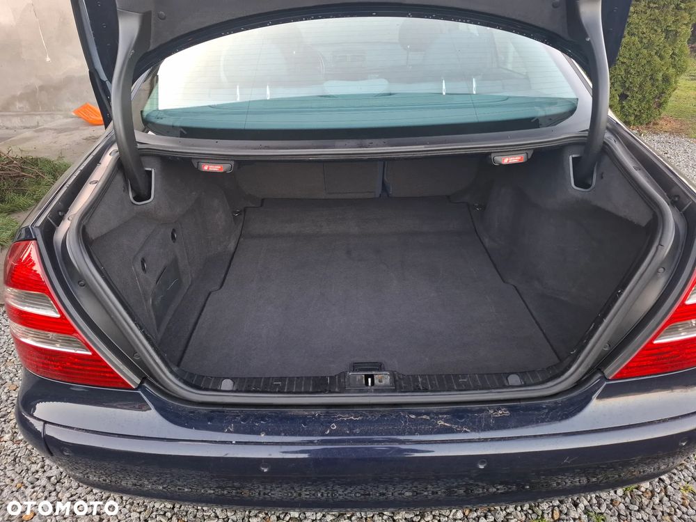 Mercedes-Benz Klasa E 220 CDI Automatik Classic - 11