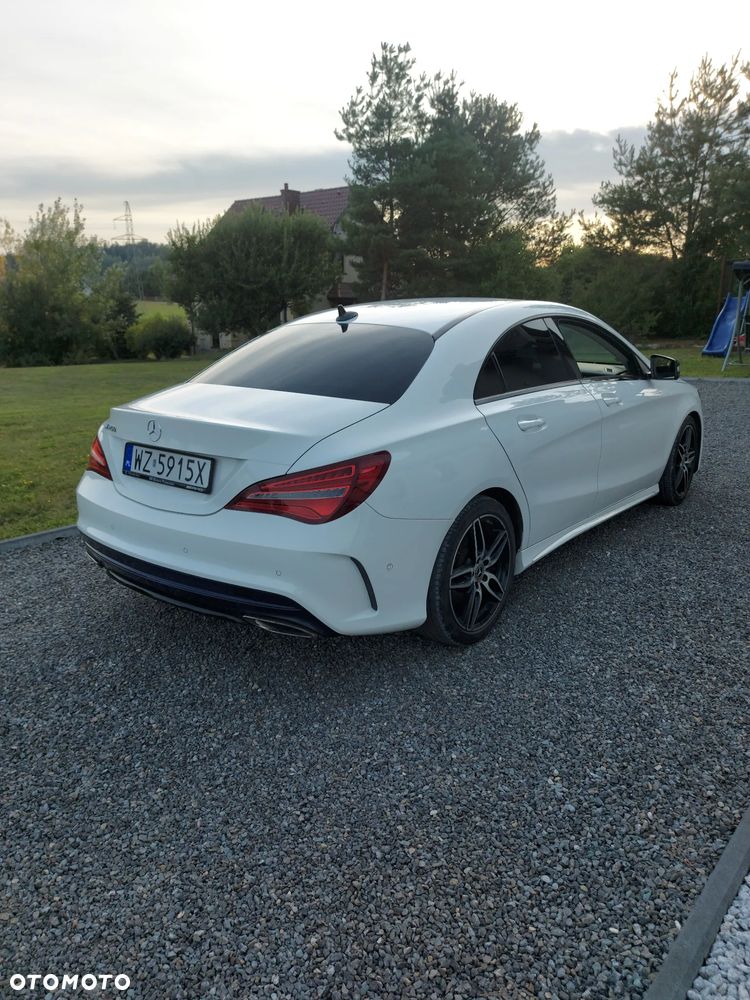Mercedes-Benz CLA 200 7G-DCT AMG Line - 8