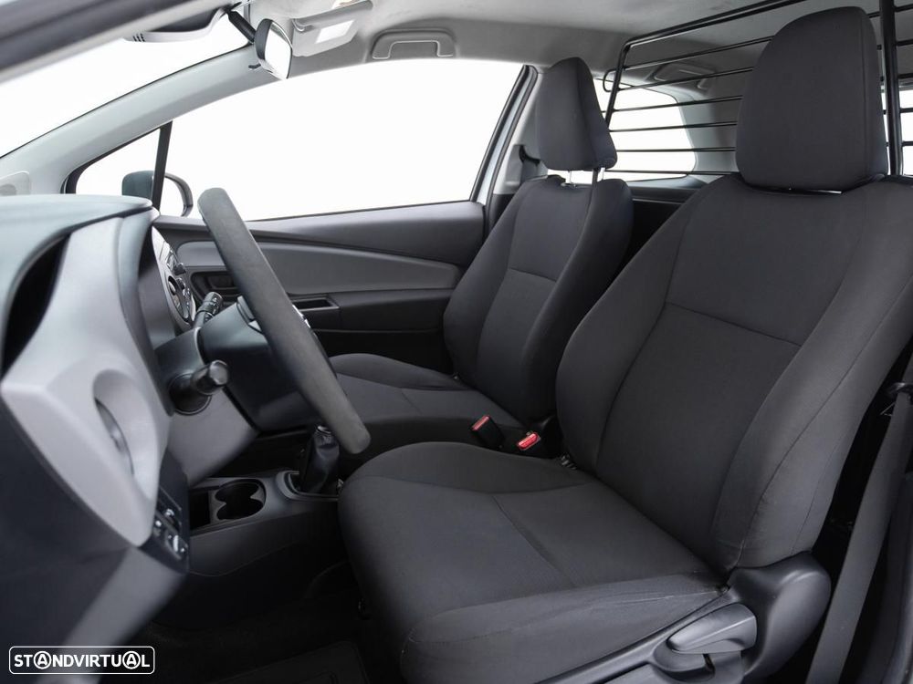 Toyota Yaris bizz 1.4 D-4D c/IVA - 8