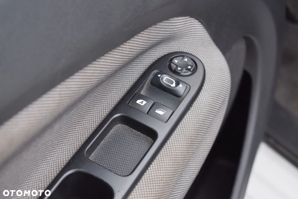 Citroën C3 Picasso 1.4i Selection - 23
