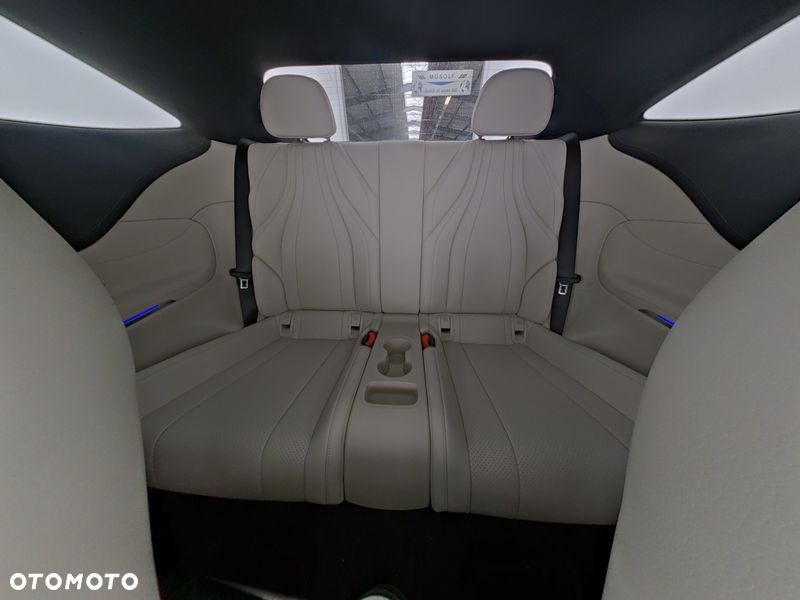 Mercedes-Benz CLE 300 4Matic 9G-TRONIC Edition AMG Line - 9