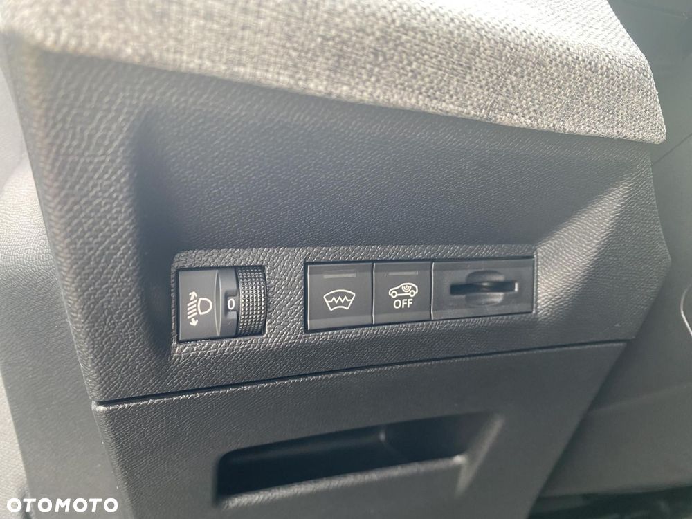 Peugeot 5008 1.2 PureTech mHEV Allure S&S e-DCS6 - 15