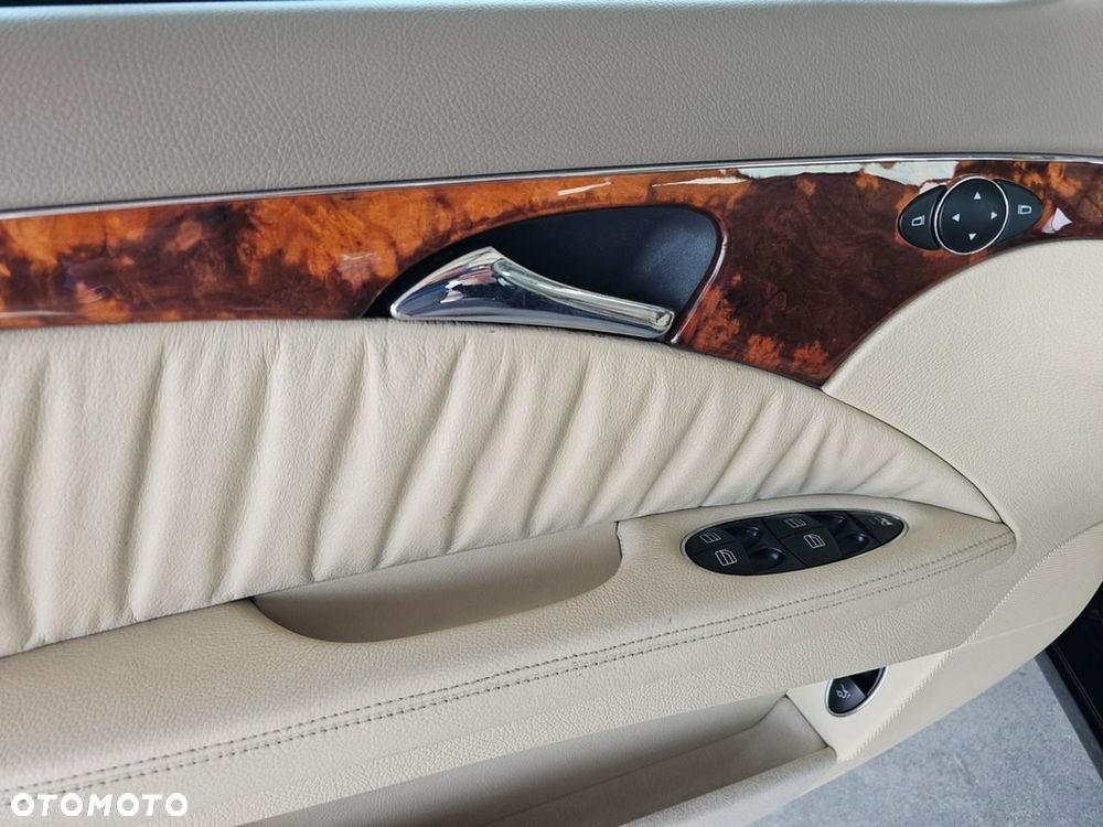 Mercedes-Benz Klasa E 320 Elegance - 11