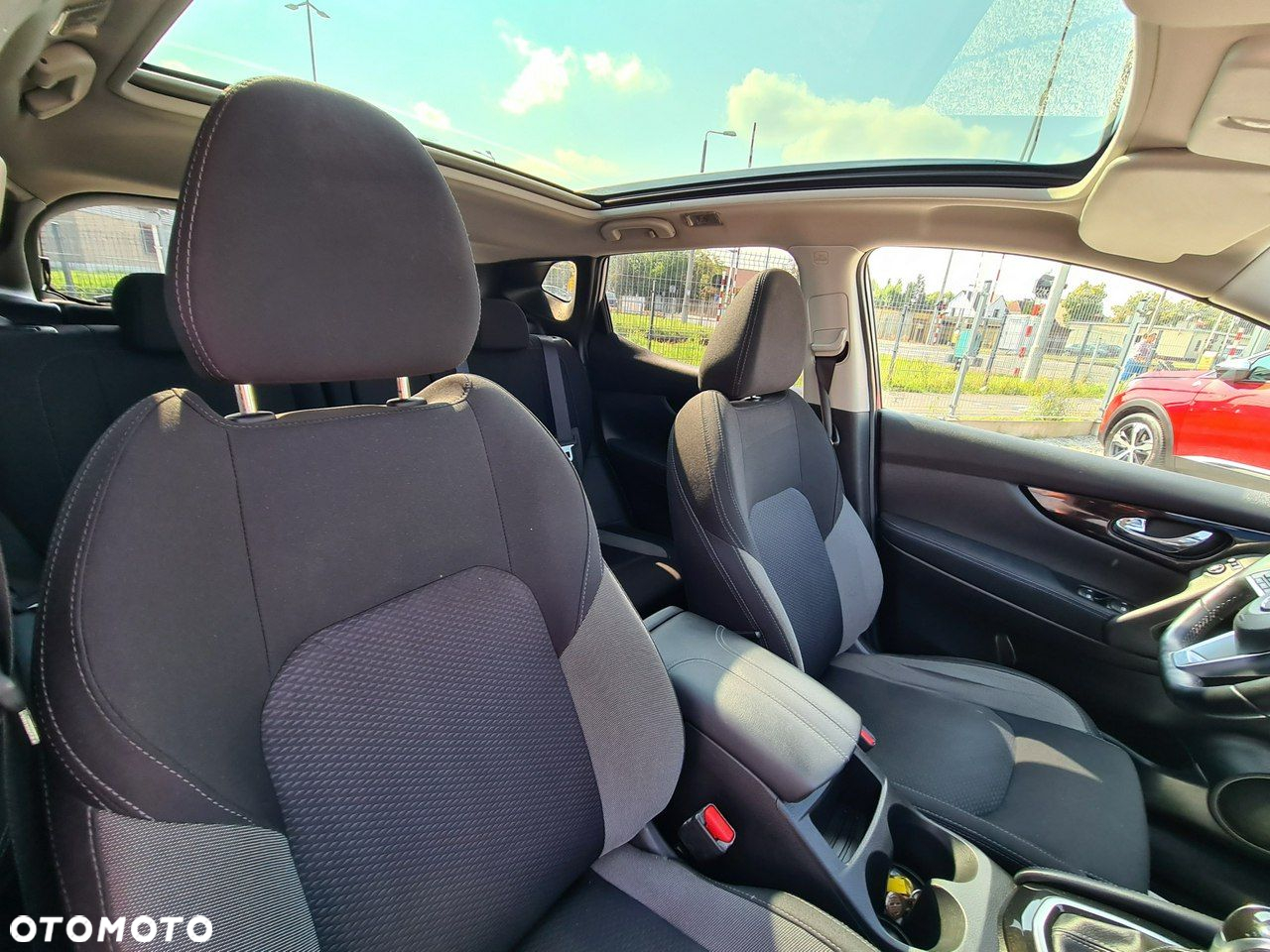 Nissan Qashqai - 24
