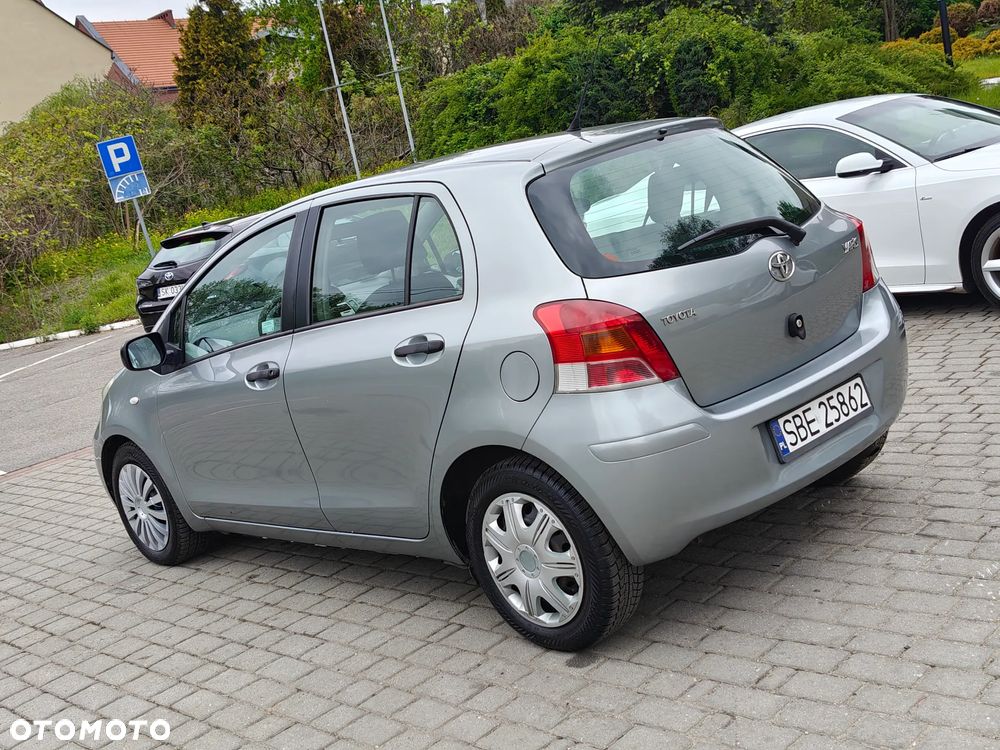 Toyota Yaris 1.33 Prestige - 16