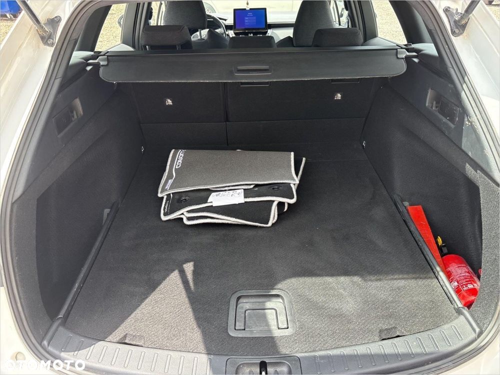 Toyota Corolla 1.8 Hybrid Comfort - 16