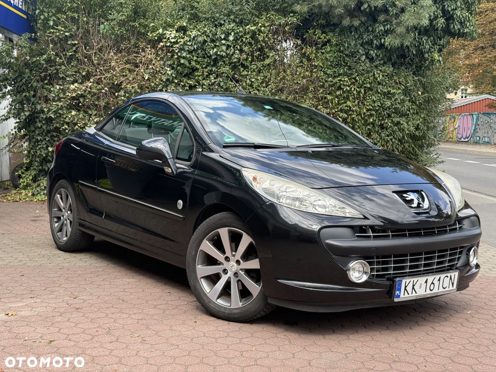 Peugeot 207 CC - 2