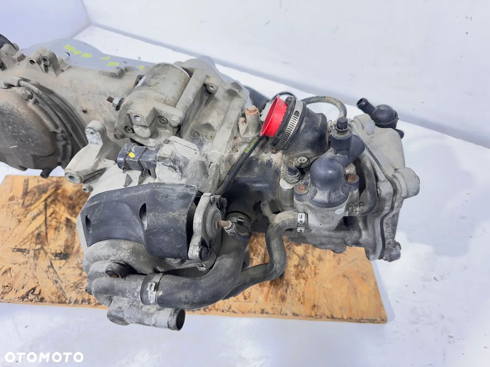 Silnik Piaggio Xevo 125 X-EVO 125  X8    14Dni GW - 7