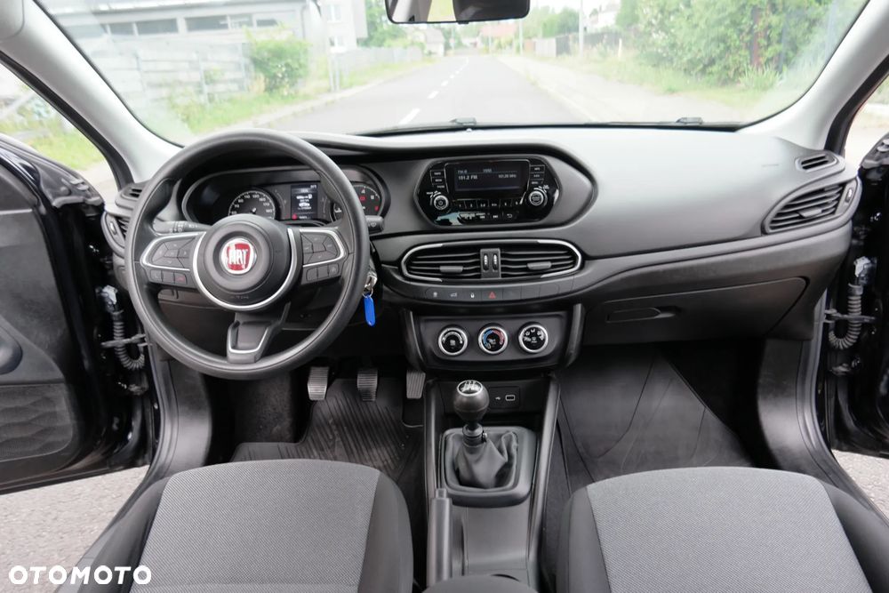 Fiat Tipo 1.4 Classic - 26