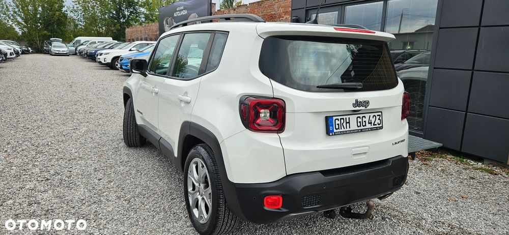 Jeep Renegade - 10