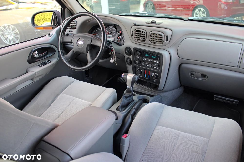 Chevrolet Trailblazer 4.2 LS 4WD - 2