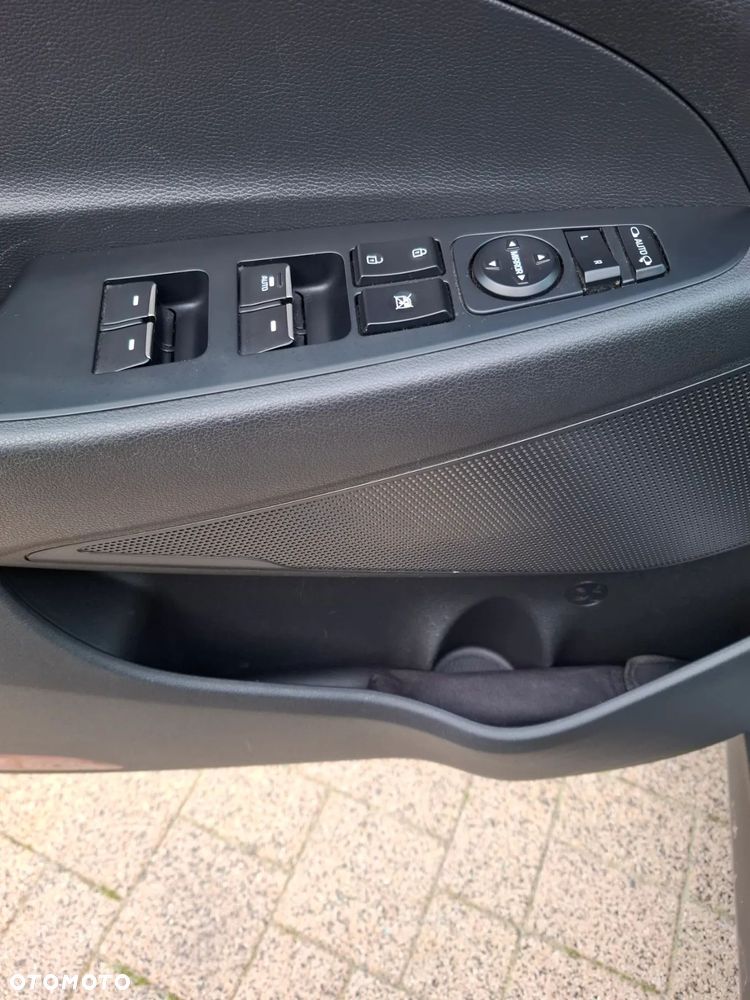 Hyundai Tucson 2.0 CRDI Premium 4WD - 9