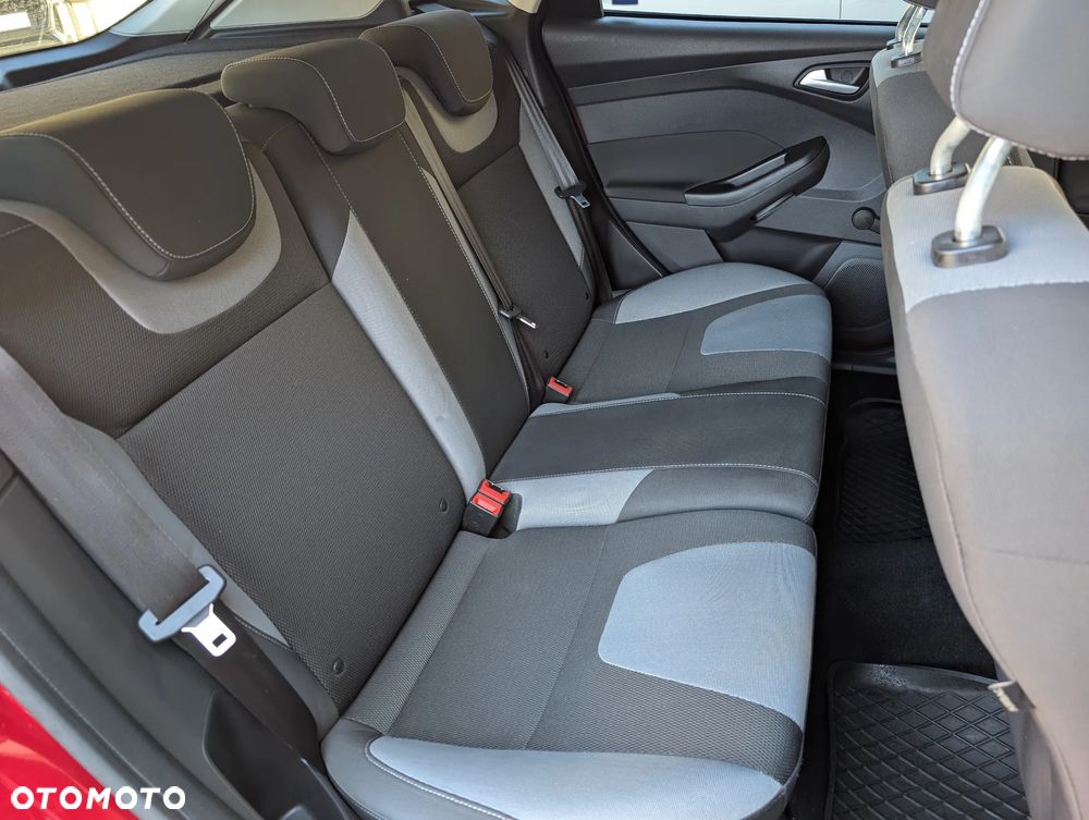Ford Focus 1.0 EcoBoost Trend Sport - 25
