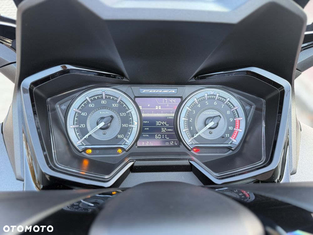 Honda NSS - 26