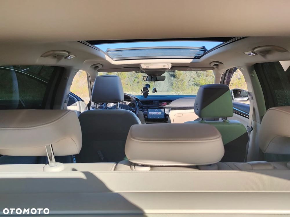 Skoda Superb 2.0 TDI 4x4 L&K DSG - 12