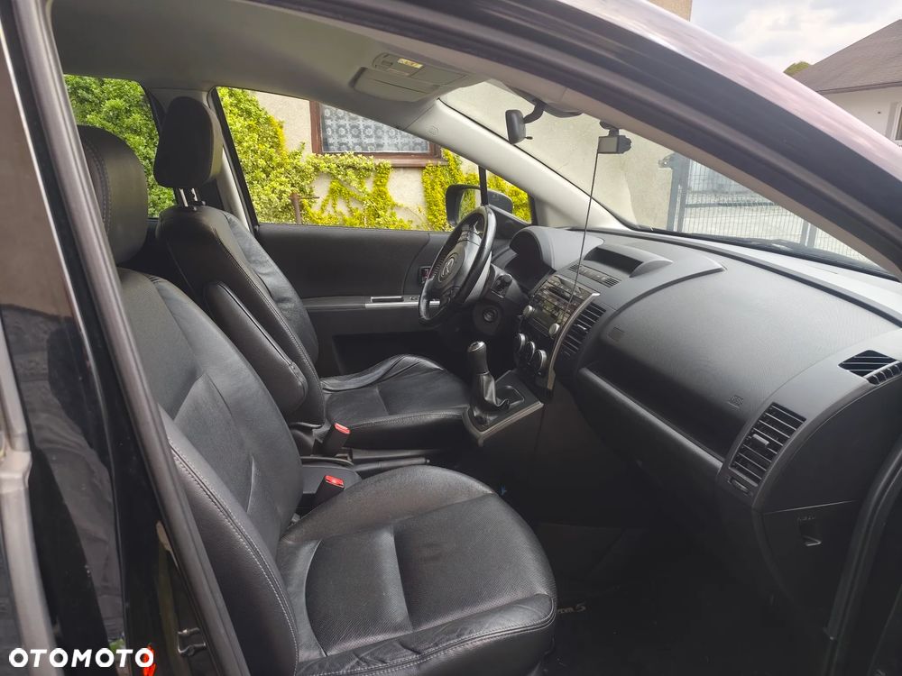 Mazda 5 - 9