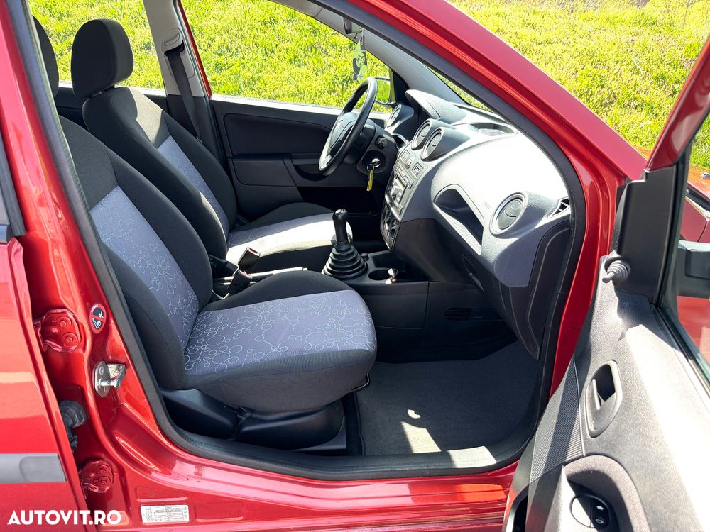 Ford Fiesta 1.4 Trend - 10