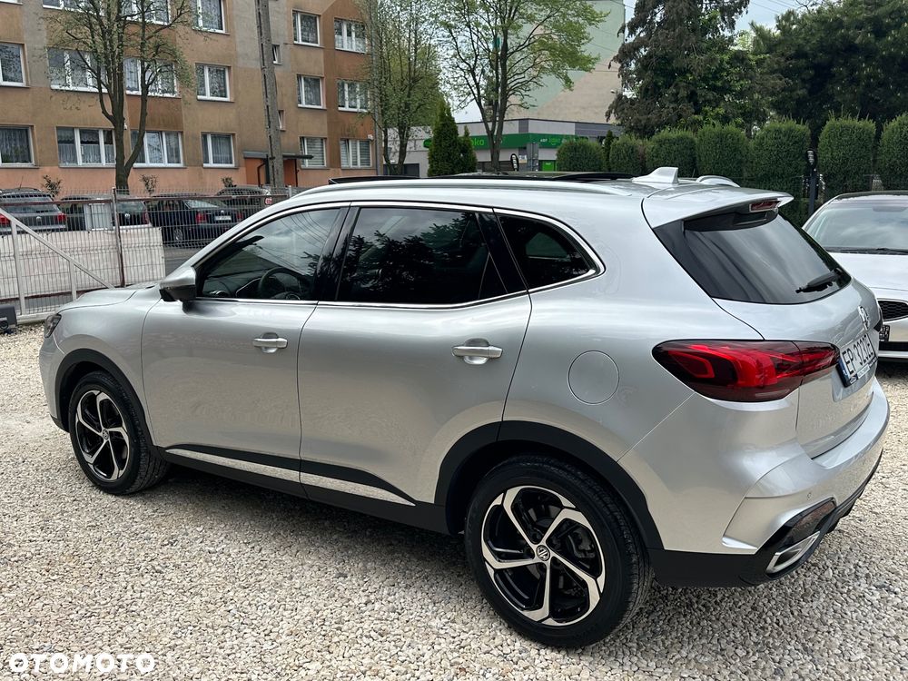 MG HS 1.5 T-GDI Exclusive DCT - 15