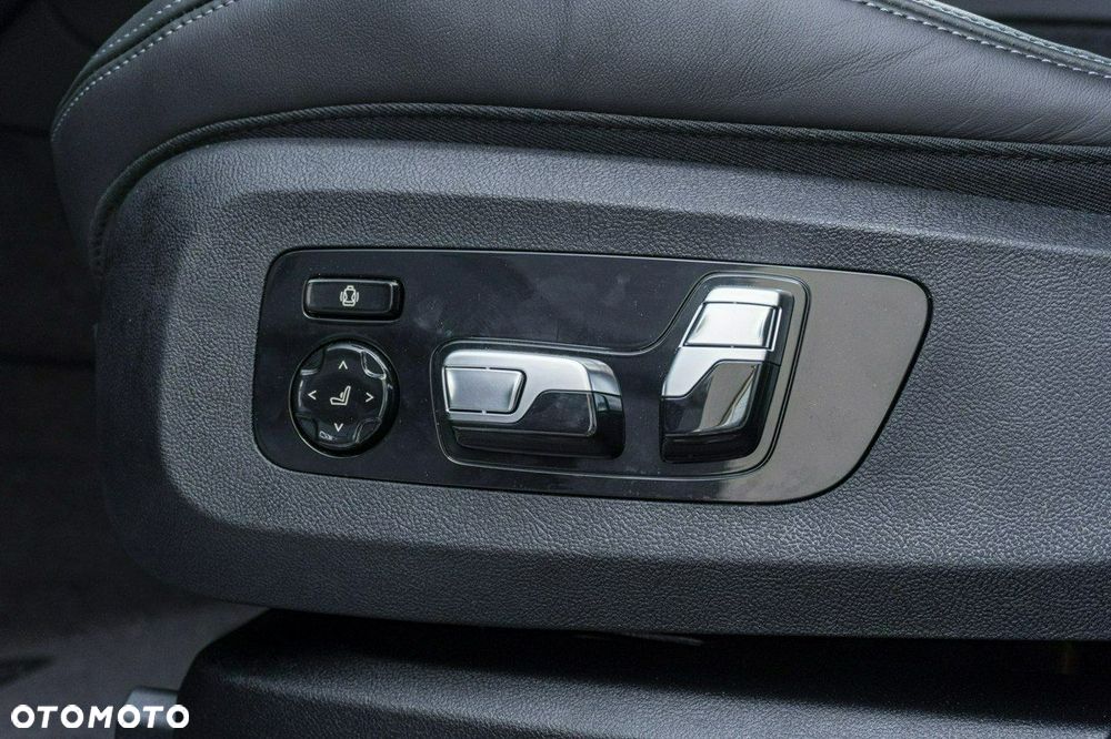 BMW XM 50e PHEV sport - 14