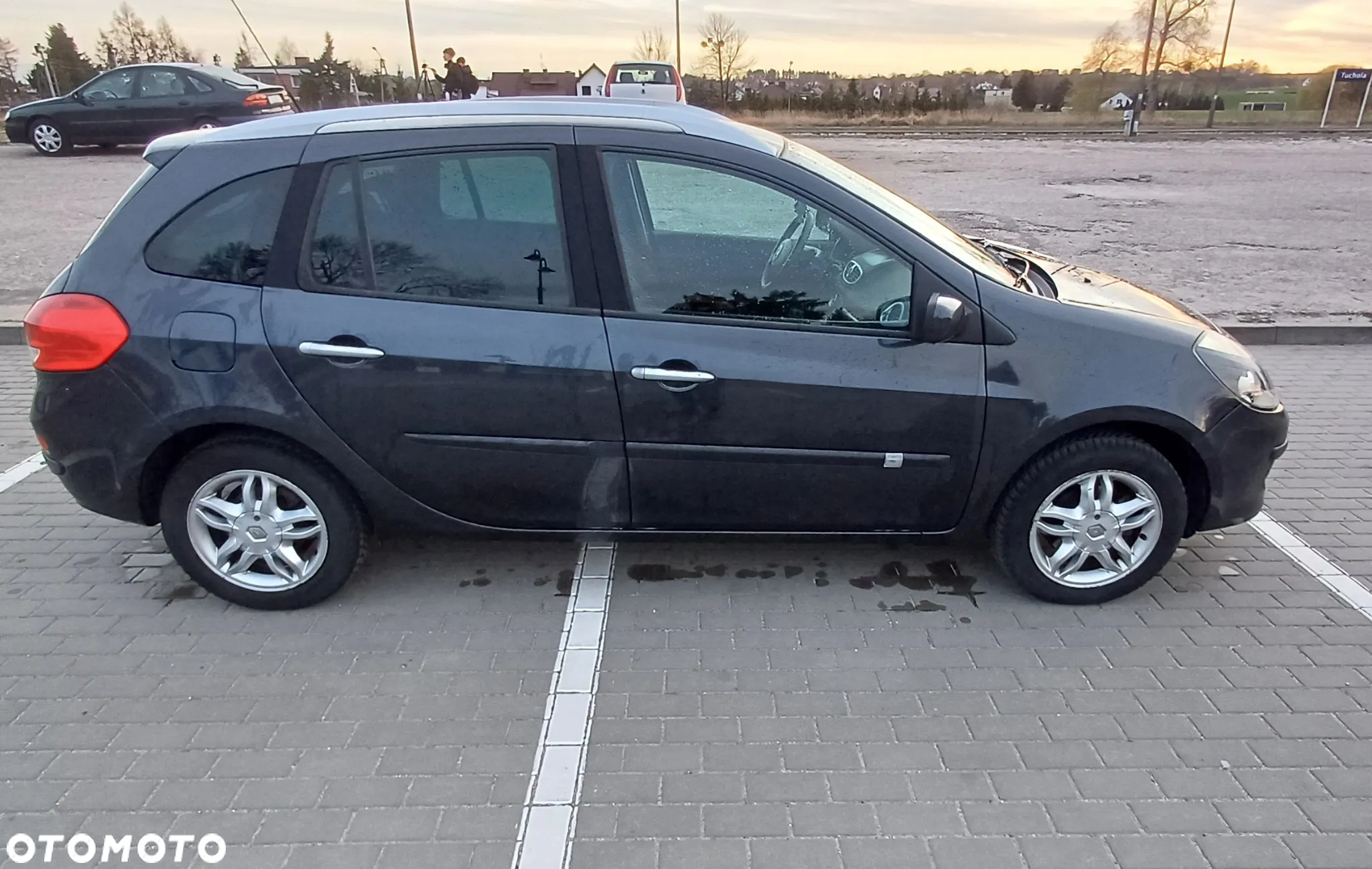 Renault Clio 1.5 dCi Grandtour Dynamique - 4