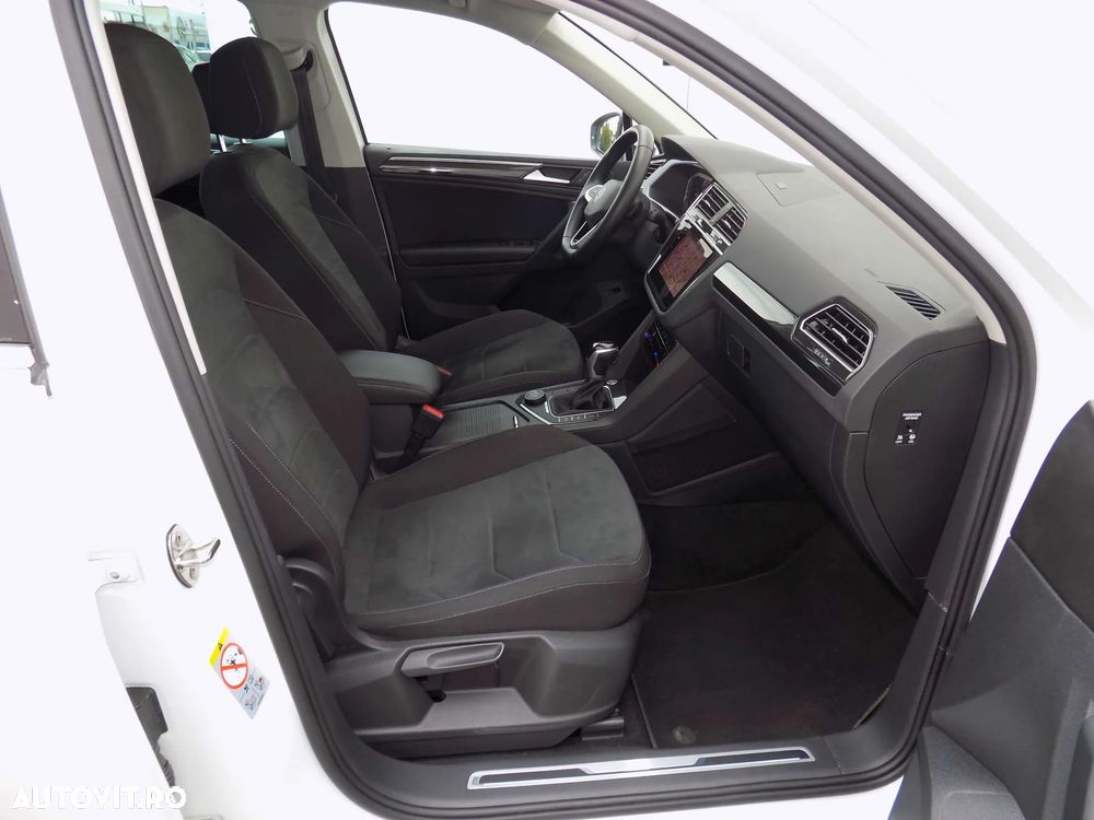 Volkswagen Tiguan 2.0 TDI SCR 4MOTION DSG Elegance - 31
