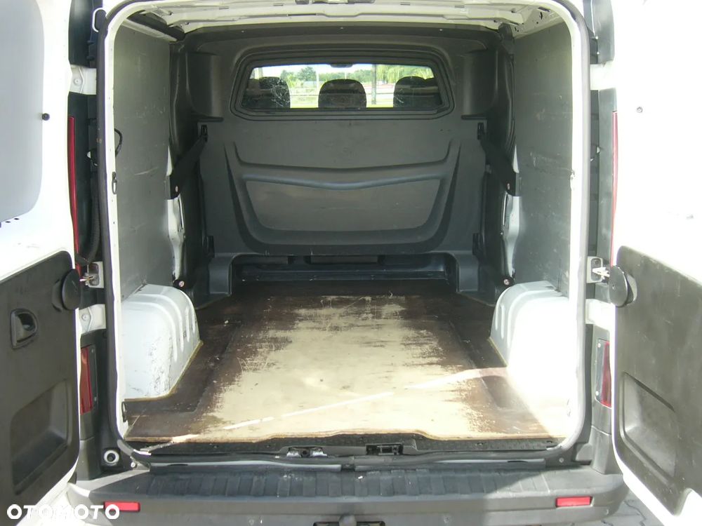 Opel Vivaro Long 1.6 dci 125 Ps EURO6 - 8
