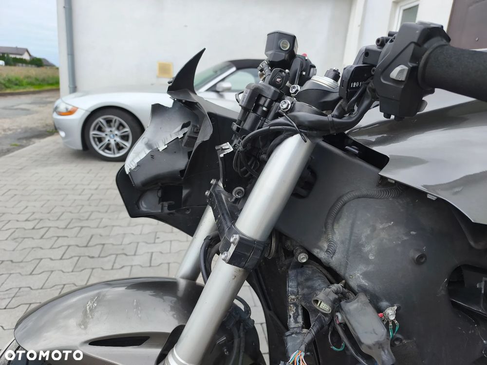 Honda VFR - 8