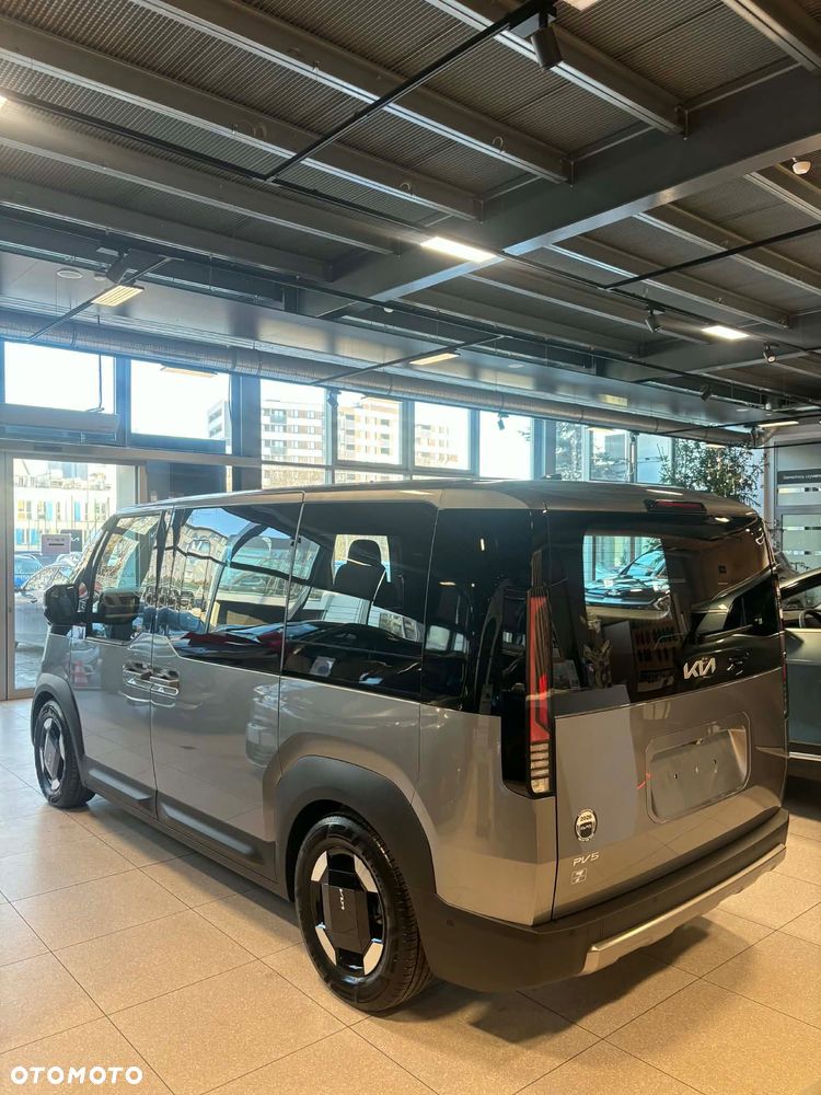 Kia PV5 - 2