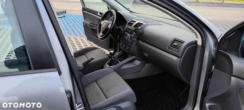 Volkswagen Golf 1.6 Goal - 21