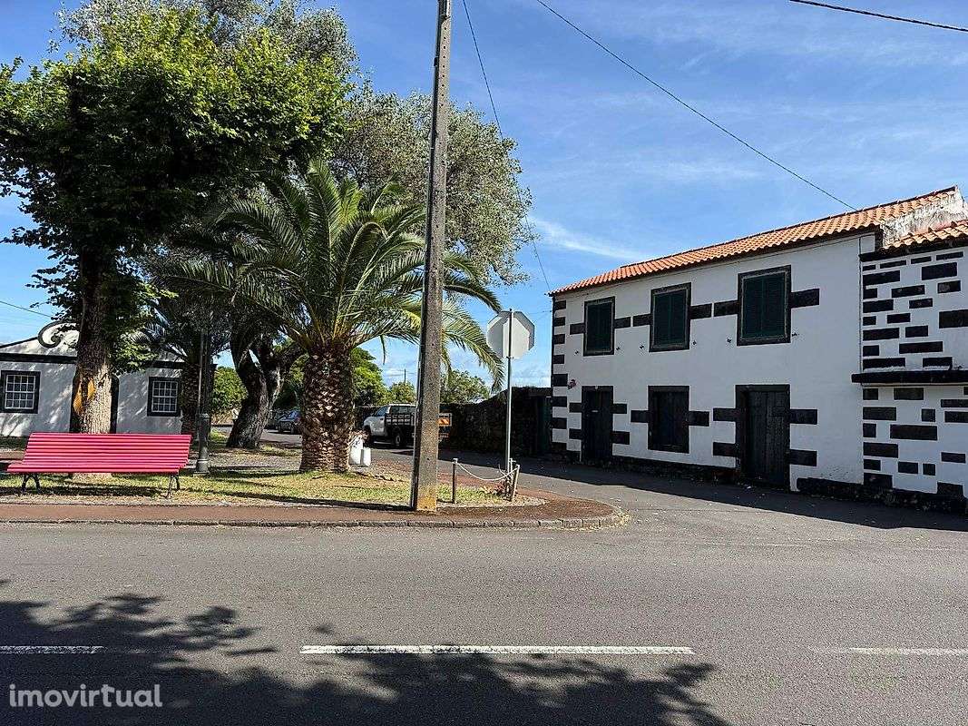 Moradia T4 para venda - Grande imagem: 2/12